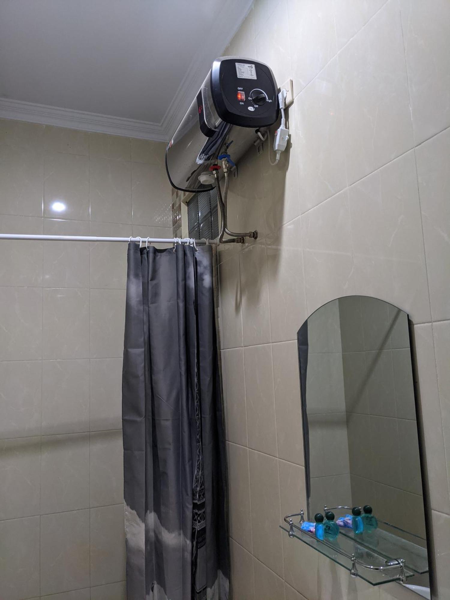 Apartamento Casa Familia Sleman  Exterior foto